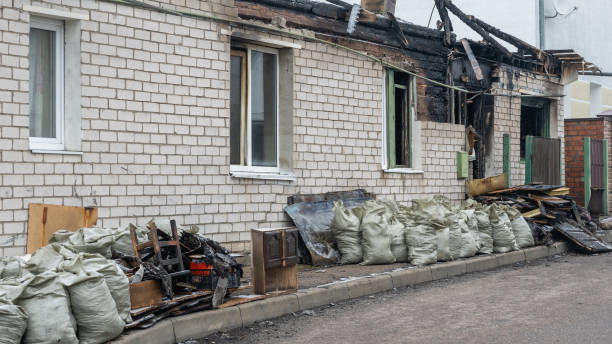 24/7 Emergency Fire Damage Removal experts in East Lake, FL